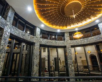 Livingstone Mountain Retreat Chail Premium Room - Kandaghat - Lobby