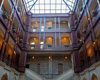 Shah Palace Luxury Museum Hotel - Bakú - Edificio