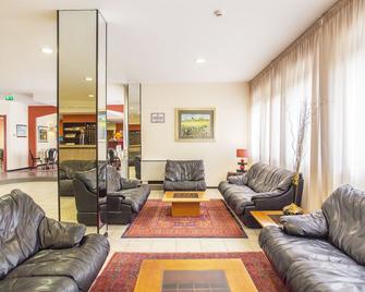 Hotel Quadrifoglio - Cagliari - Living room