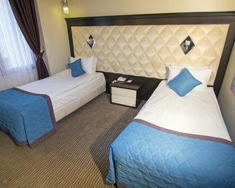 Centrum Business Hotel - Adana - Schlafzimmer