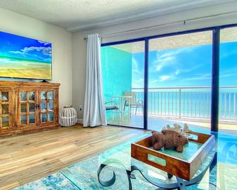 Chateaux Sunset Suites 408 - Indian Shores - Living room