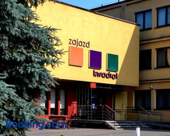 Zajazd Kwadrat - Dąbrowa Górnicza - Gebäude