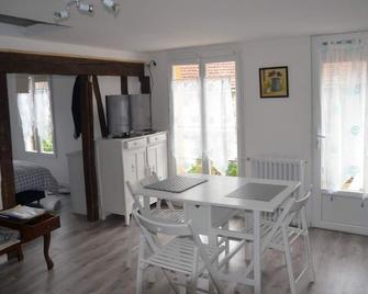 Les Agapanthes - Vernon - Comedor