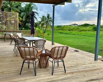 Selah Fiji - Nadi - Patio
