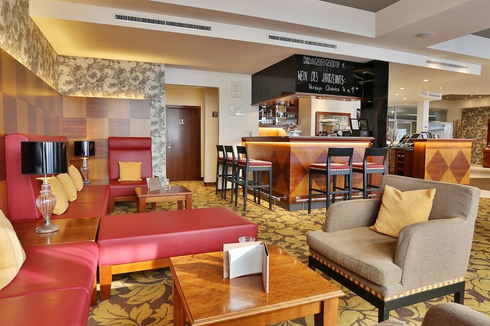 Hotel Am Parkring - וינה - בר