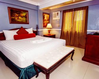 Dreamwave Beach Resort Puerto Galera - Puerto Galera - Bedroom