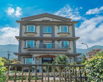 Elephant garden B&B - Jiaoxi Township - Building