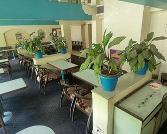 Hotel Bluehill - Bhavnagar