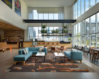 حياة بليس مونتيري فالي - مونترّي - ردهة