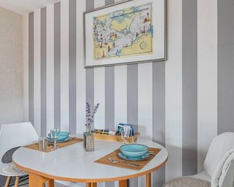 Gastezimmer Mitten In Mittelangeln - Mittelangeln - 다이닝룸