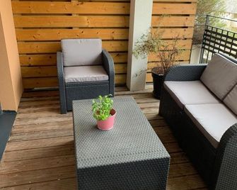 Appartement Centre Ville Avec Terrasse Et Parking Securise - Rennes