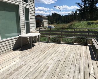 Relax, Recharge - You Found What You Need - Invermere - Balcony