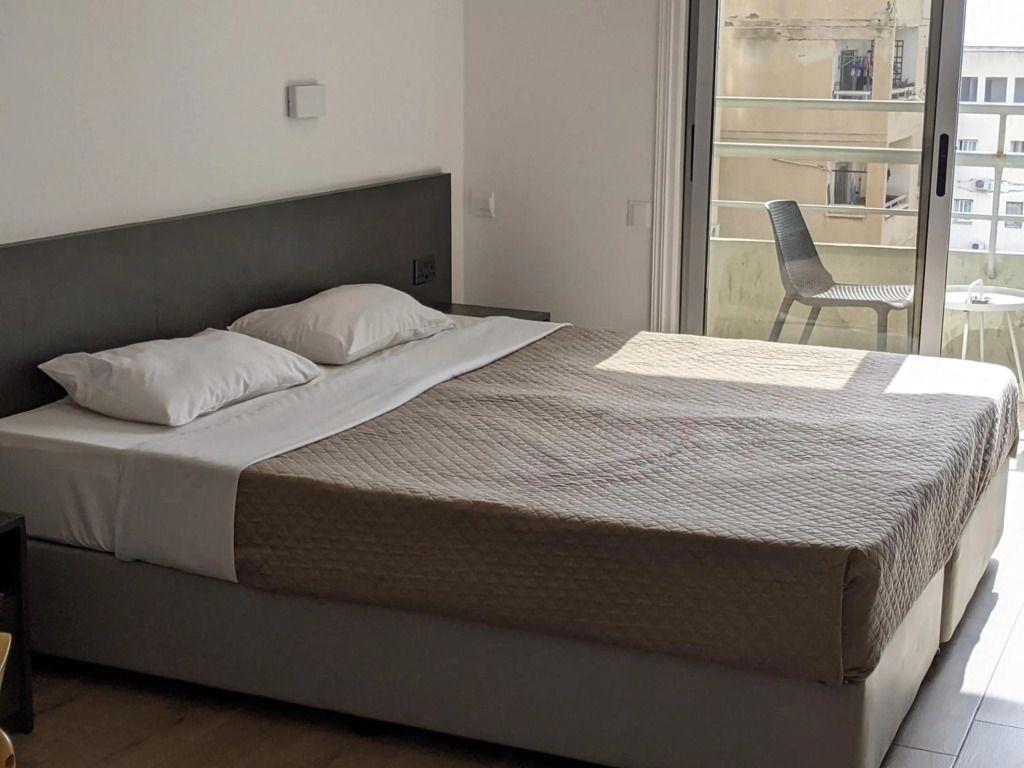 מלון דירות סאנפלאוור - לרנקה - חדר שינה