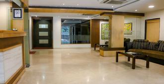 Hotel Winsar Park - Vishakhapatnam - Lobby