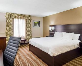 Pocono Inn & Banquet - Stroudsburg - Delaware Water Gap - Bedroom