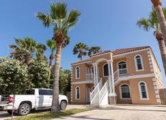 Acqua Dulce #1 a place to Enjoy with Family! - South Padre Island - Building