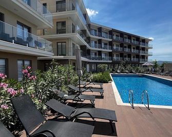 Casa Montenegro 1 Plus 1 Suite View Sea and Pool - Tivat - Piscine