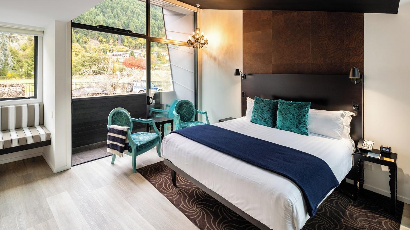 Queenstown Park Boutique Hotel