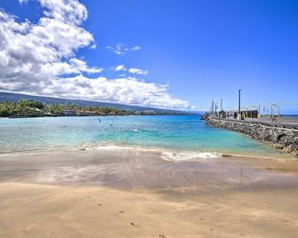 Big Island Condo with Pool Access Walk to Beach! - Kailua-Kona - Plaża
