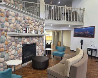 Sleep Inn & Suites near Spirit Mountain - Superior - Salónek