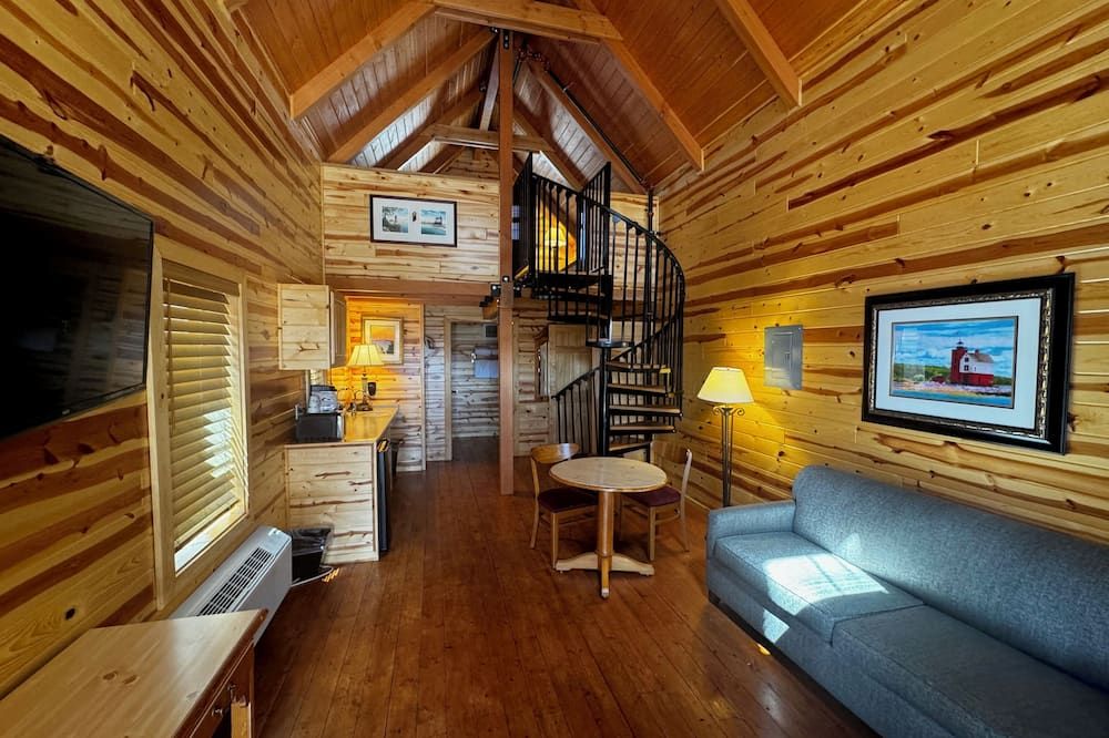 Cabins of Mackinaw - Mackinaw City - Wohnzimmer