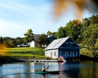 Gorgeous A-Frame with Panoramic Views, Nestled Atop White Oak Ridge, Wisconsin - Saint Croix Falls