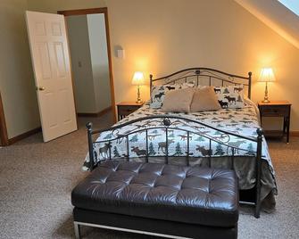 Spacious Home in Waterville Estates close to the community center - Campton - Sypialnia