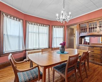 Uptown Urban Living - Mineápolis - Comedor