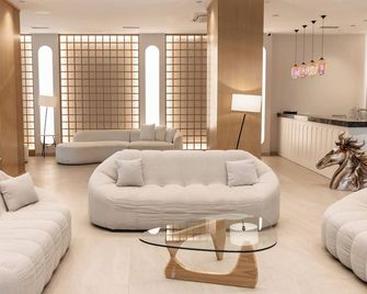 Fafa Sun Hotel - Golem - Lounge