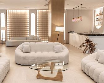 Fafa Sun Hotel - Golem - Lounge