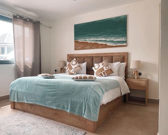 Sky Suites Airport - Accra - Slaapkamer