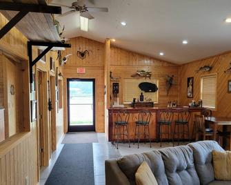 The Lodge 3 Bedroom Home by RedAwning - Cable - Living room