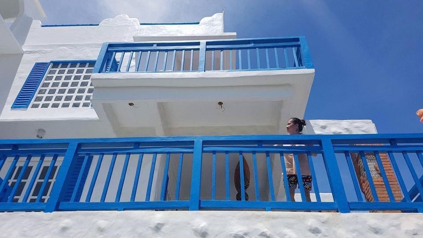 Blue Coco Baler Beach House