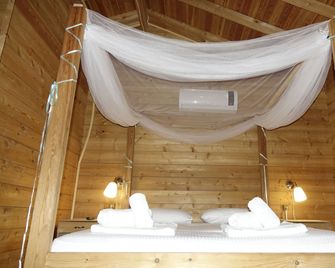 Sakin Vadi Winehouse - Hisarönü - Wellness