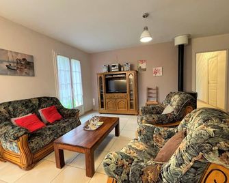 Chez estecahandy - Oloron-Sainte-Marie - Wohnzimmer