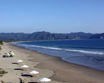 Beautiful Modern Beach Condo - La Manzanilla - Beach