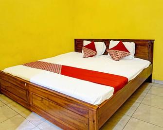 Hotel O Family Blitar - Blitar - Ložnice