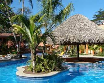 2 Bdrm apartment #31, beautiful countryside, close to beach, quiet and tropical - Coco - Pool
