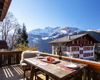 Chalet Schweizerhof Attic - 勞特布龍嫩 - 陽台