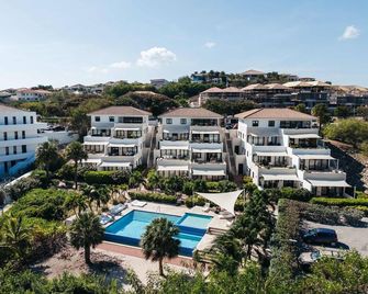 Seabreeze Retreat Stylish Blue Bay Residence - Sint Michiel - Gebouw