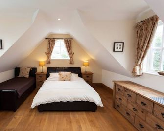 Hanger Down House Bed and Breakfast - Arundel - Bedroom