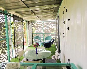 Blueecolandia Bungalow Agua - Jarabacoa - Restaurant