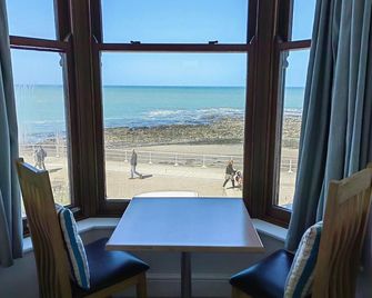 Cardigan Bay Guest House - Aberystwyth - Balcony