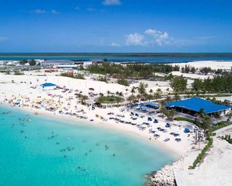 Sunsets In Paradise, third floor condo with breathtaking sunsets and ocean views - Bailey Town - Beach