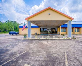 2 Full Beds|Non-Smoking - Livingston - Edificio