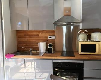 Ambiance petit chalet - La Salle-les-Alpes - Kuchnia