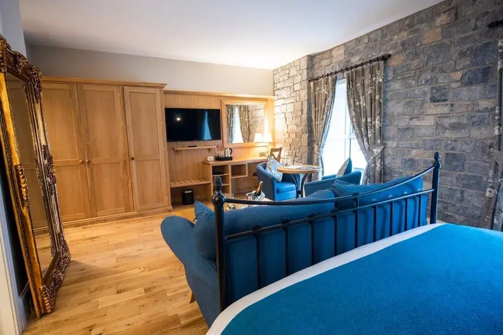 هايلاندس هوتل