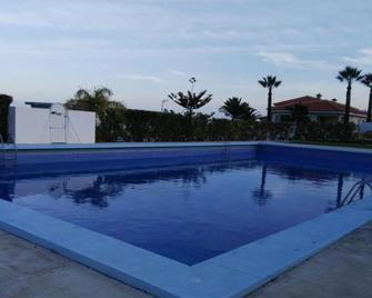 Donde brilla el sol - Candelaria - Pool