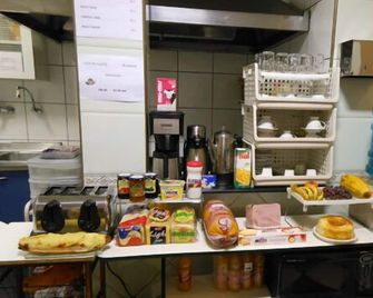 Hostel Vergueiro - Sao Paulo - Buffet