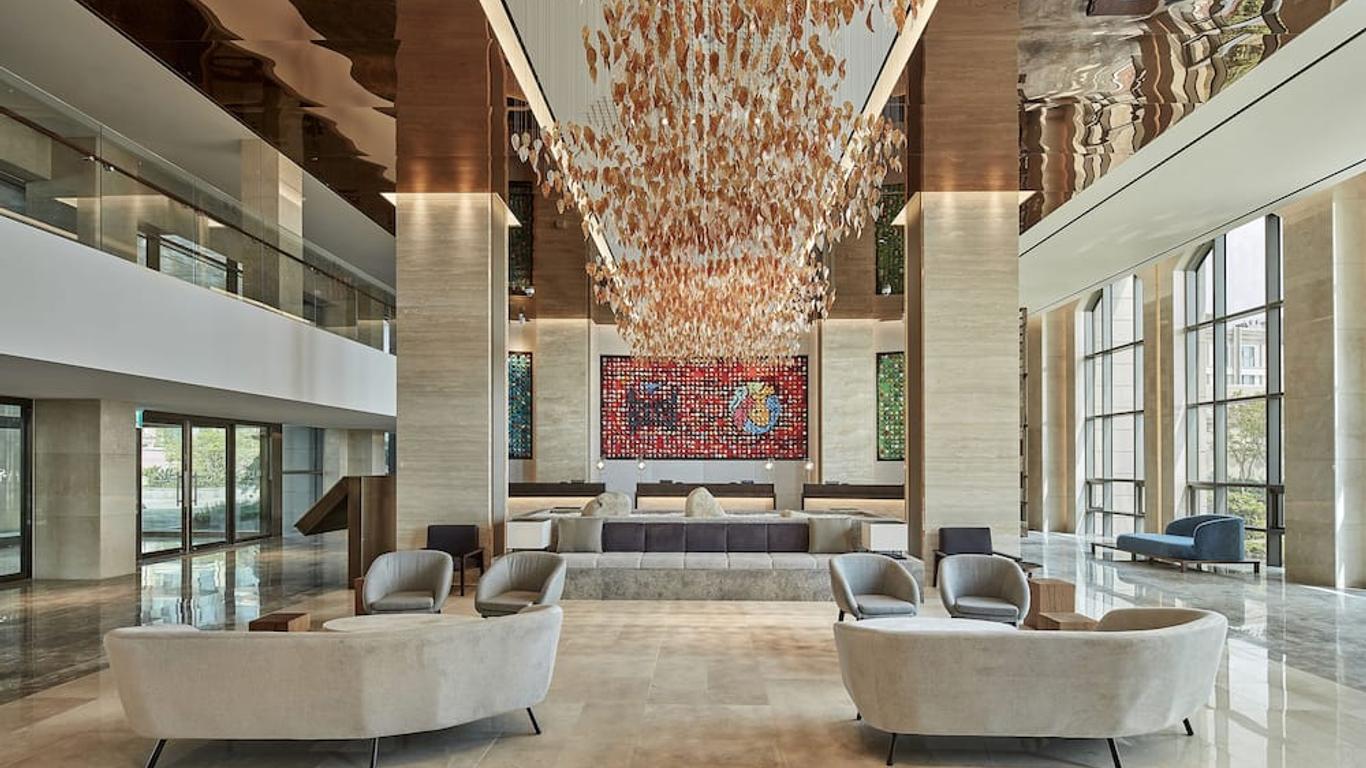 Shinhwa Jeju Shinhwa World Hotels